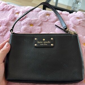 Black Kate Spade wristlet